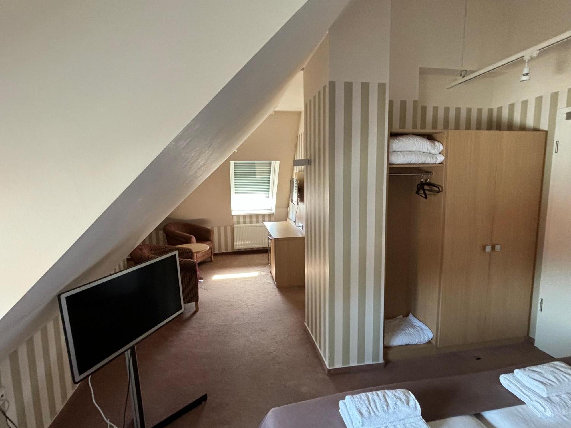 Hotel Ortel Gmbh Besigheim Dış mekan fotoğraf