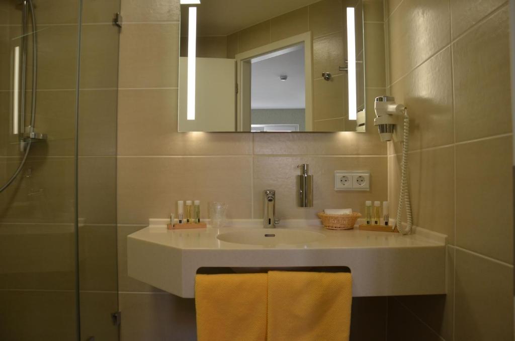Hotel Ortel Gmbh Besigheim Oda fotoğraf
