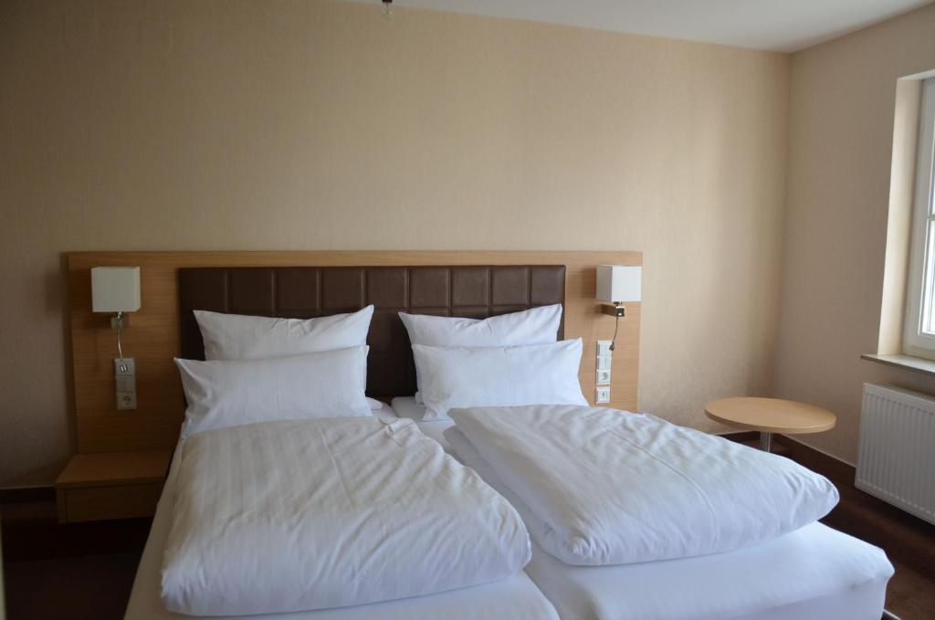 Hotel Ortel Gmbh Besigheim Oda fotoğraf